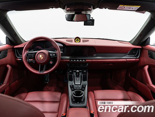 Porsche 911 (992) Carrera 4 GTS 2025 — фото 7