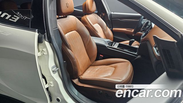 Maserati Ghibli 3.0 Diesel 3rd 2016 — фото 12