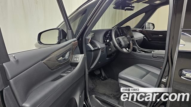 Toyota Alphard (IV) 2.5 HEV Executive AWD 2024 — фото 10