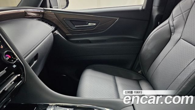 Toyota Alphard (IV) 2.5 HEV Executive AWD 2024 — фото 25