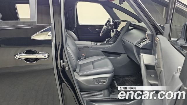 Toyota Alphard (IV) 2.5 HEV Executive AWD 2024 — фото 26