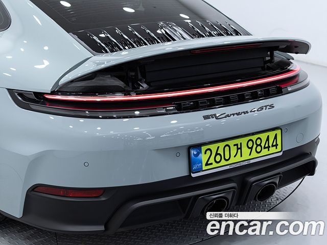 Porsche 911 (992) Carrera 4 GTS 2025 — фото 16