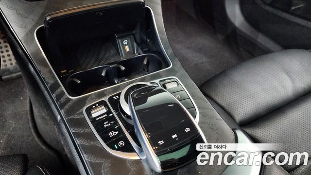 Mercedes-Benz C-Class (W205) C220 d 4MATIC AMG Line 2019 — фото 9