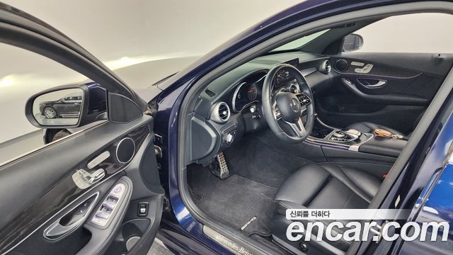 Mercedes-Benz C-Class (W205) C220 d 4MATIC AMG Line 2019 — фото 10