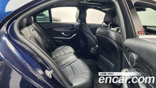 Mercedes-Benz C-Class (W205) C220 d 4MATIC AMG Line 2019 — фото 11