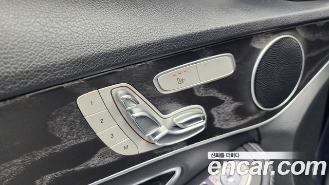 Mercedes-Benz C-Class (W205) C220 d 4MATIC AMG Line 2019 — фото 33