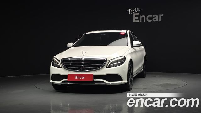 Mercedes-Benz C-Class (W205) C220 d 4MATIC Exclusive 2019 — фото 3