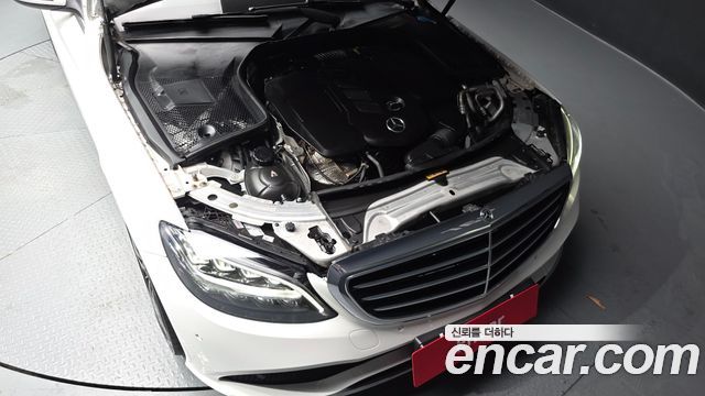 Mercedes-Benz C-Class (W205) C220 d 4MATIC Exclusive 2019 — фото 6