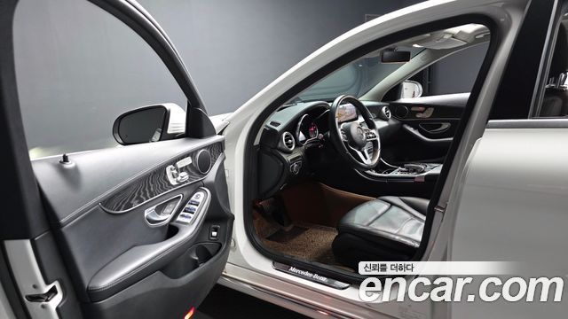 Mercedes-Benz C-Class (W205) C220 d 4MATIC Exclusive 2019 — фото 10