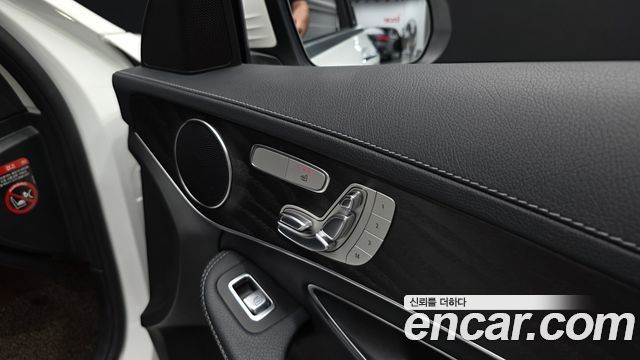 Mercedes-Benz C-Class (W205) C220 d 4MATIC Exclusive 2019 — фото 18