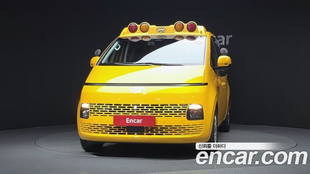 Hyundai Staria L3.5  Kinder Safety Car 11-Seater 2025 — фото 3
