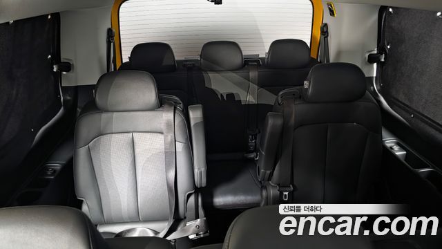 Hyundai Staria L3.5  Kinder Safety Car 11-Seater 2025 — фото 13