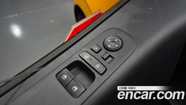 Hyundai Staria L3.5  Kinder Safety Car 11-Seater 2025 — фото 19