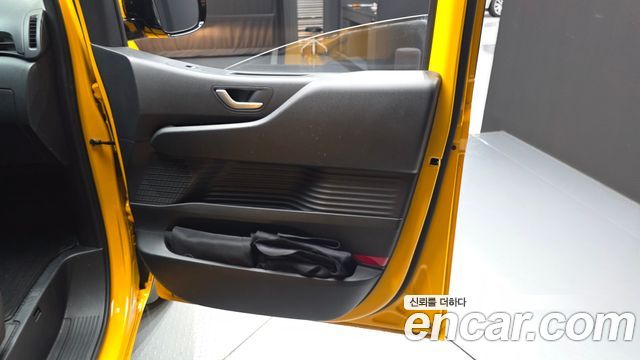 Hyundai Staria L3.5  Kinder Safety Car 11-Seater 2025 — фото 25