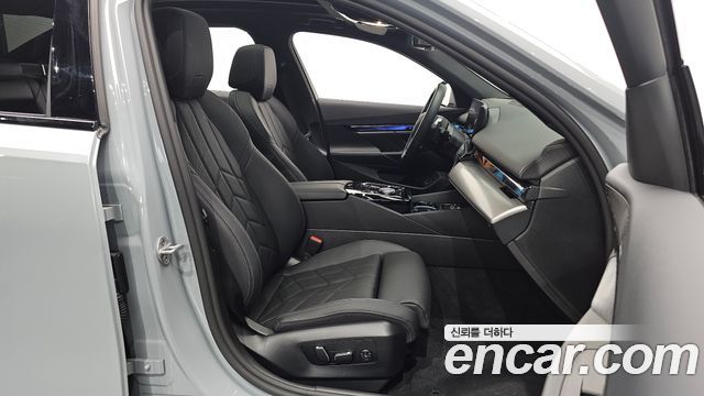 BMW 5 Series (G60) 523d M Sport 2025 — фото 10
