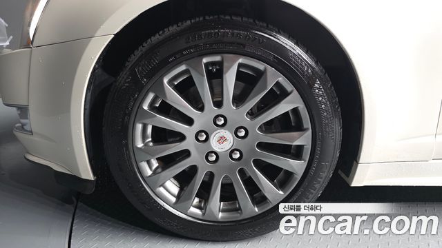 Cadillac CTS (II) 3.0 Sport Wagon 2013 — фото 5