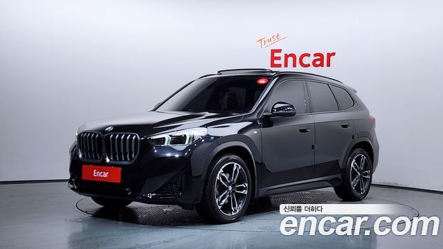 BMW X1 (U11) xDrive 20i M Sport 2025 — фото 1