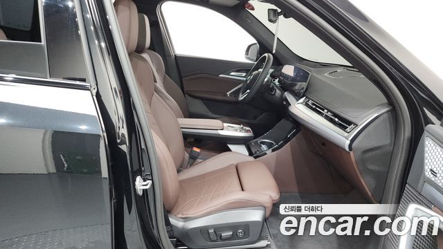 BMW X1 (U11) xDrive 20i M Sport 2025 — фото 26