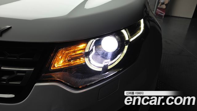 Land Rover Discovery Sport 2.0 TD4 SE 2019 — фото 22