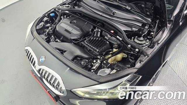 BMW 1 Series (F40) 120i M Sports 2024 — фото 6