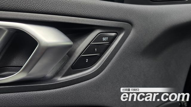 BMW 1 Series (F40) 120i M Sports 2024 — фото 20