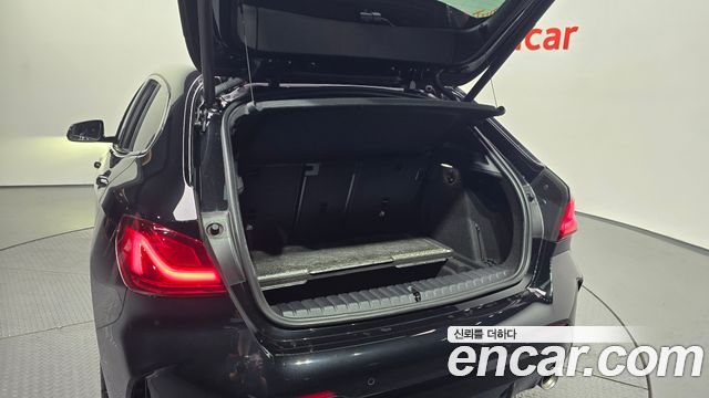 BMW 1 Series (F40) 120i M Sports 2024 — фото 28