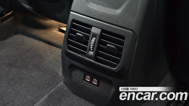 BMW 1 Series (F40) 120i M Sports 2024 — фото 29