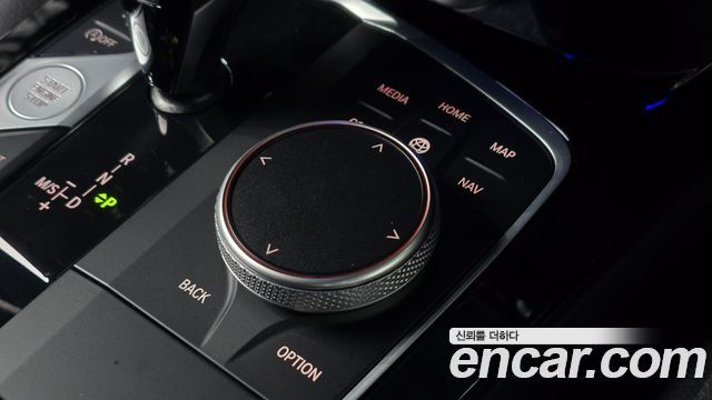 BMW 1 Series (F40) 120i M Sports 2024 — фото 30