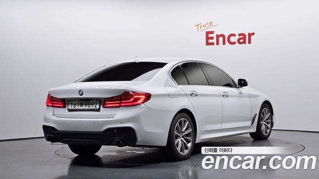 BMW 5 Series (G30) 520i Luxury 2018 — фото 2