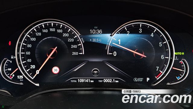 BMW 5 Series (G30) 520i Luxury 2018 — фото 8