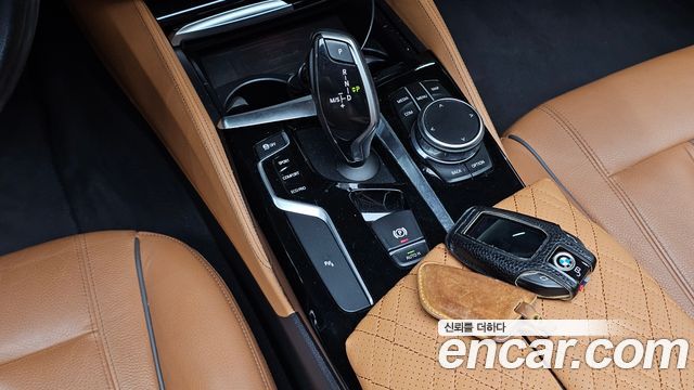 BMW 5 Series (G30) 520i Luxury 2018 — фото 9