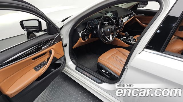 BMW 5 Series (G30) 520i Luxury 2018 — фото 10