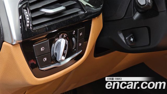 BMW 5 Series (G30) 520i Luxury 2018 — фото 13