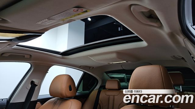 BMW 5 Series (G30) 520i Luxury 2018 — фото 16