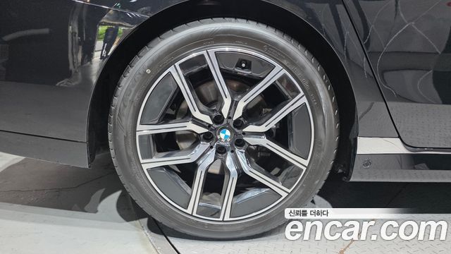BMW 7 Series (G70) 740i xDrive M Sport 2025 — фото 5