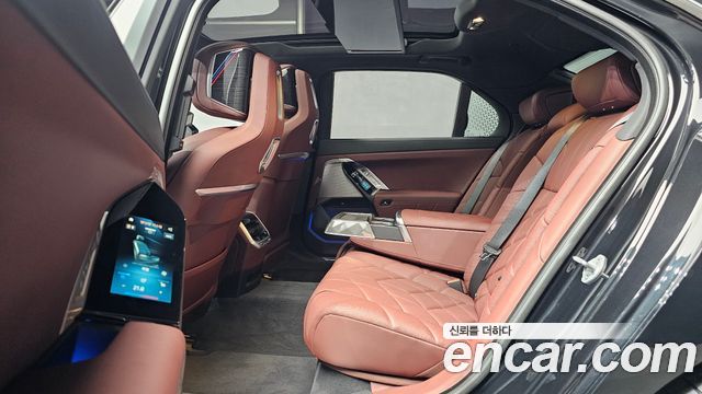 BMW 7 Series (G70) 740i xDrive M Sport 2025 — фото 12