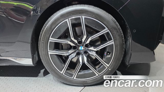 BMW 7 Series (G70) 740i xDrive M Sport 2025 — фото 21