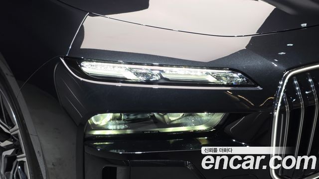BMW 7 Series (G70) 740i xDrive M Sport 2025 — фото 22