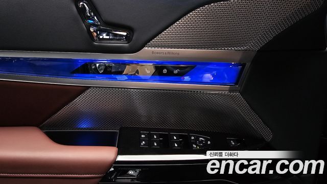BMW 7 Series (G70) 740i xDrive M Sport 2025 — фото 28