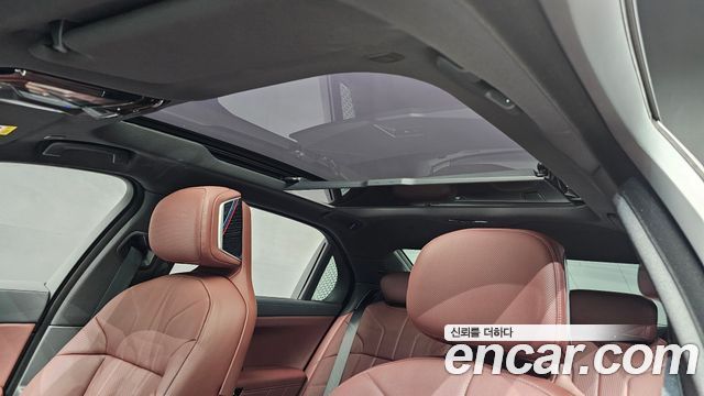 BMW 7 Series (G70) 740i xDrive M Sport 2025 — фото 33