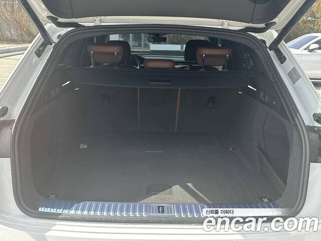 Audi Q8 e-tron (GE) 55 Quattro 2024 — фото 16