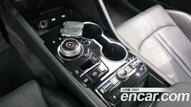 Kia K5 (III) 2.0 Noblesse 2023 — фото 9
