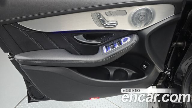 Mercedes-Benz GLC-Class (X253) AMG GLC63 S 4MATIC+ Coupe 2020 — фото 30