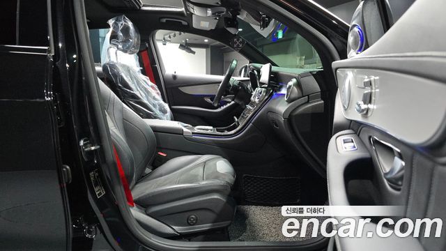 Mercedes-Benz GLC-Class (X253) AMG GLC63 S 4MATIC+ Coupe 2020 — фото 32