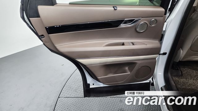 Genesis GV80 2.5T Gasoline AWD 2022 — фото 31