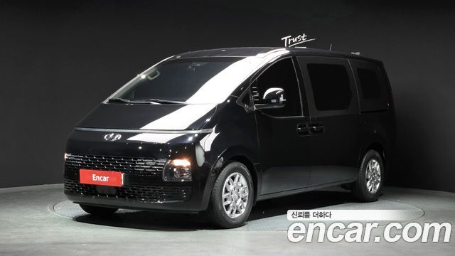 Hyundai Staria Cargo 5-Seater Modern 2022 — фото 1