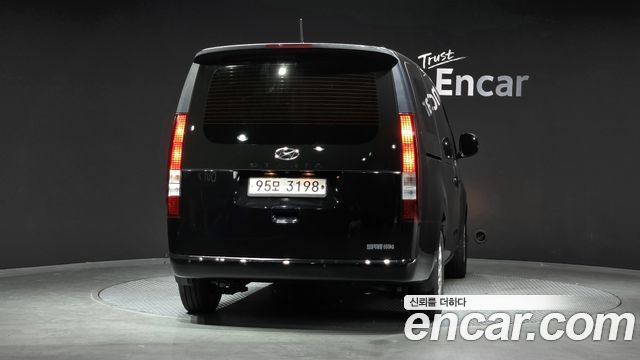 Hyundai Staria Cargo 5-Seater Modern 2022 — фото 4