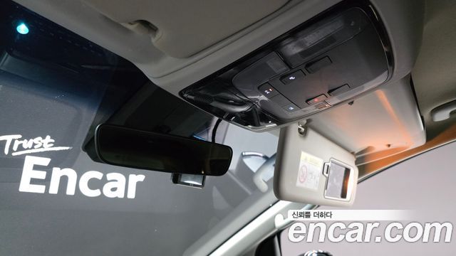 Hyundai Staria Cargo 5-Seater Modern 2022 — фото 23