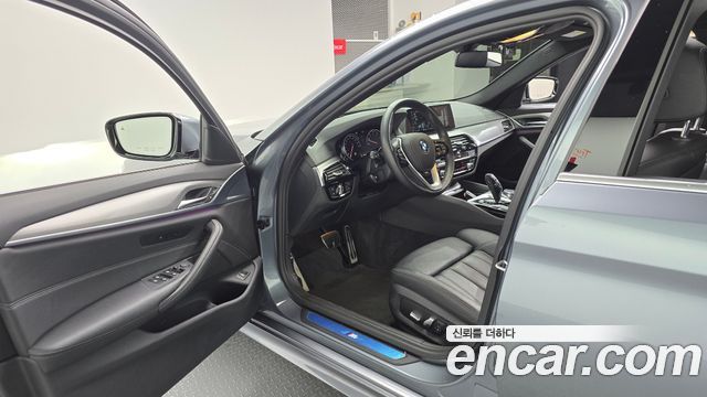 BMW 5 Series (G30) 530i M Sport Package 2018 — фото 10