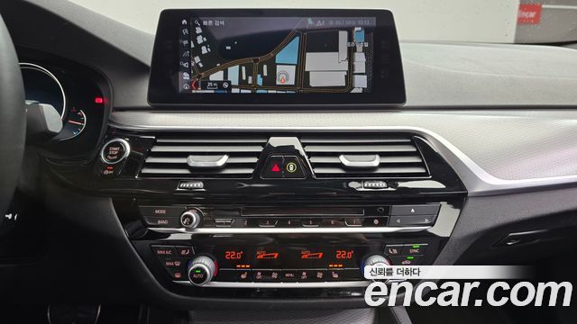 BMW 5 Series (G30) 530i M Sport Package 2018 — фото 16